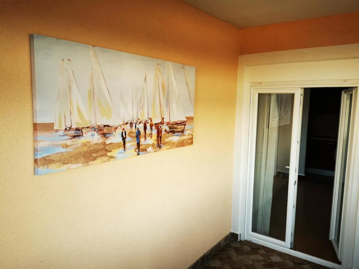 Villa Mala Vala #1 - Seeview - 80 Qm - 2 Sz - 4 Pers Trogir